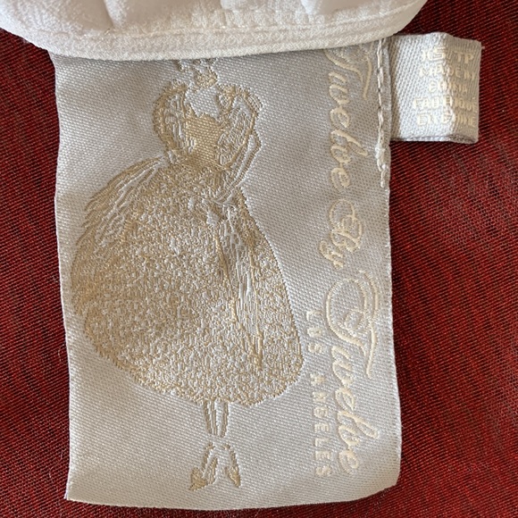 Twelve by Twelve, pleated and ruffle blouse, size XS - Picture 7 of 8